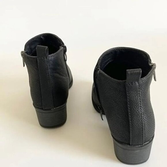 ELLAIRE Ankle & Low Stacked Heel Boots - Picture 4 of 7